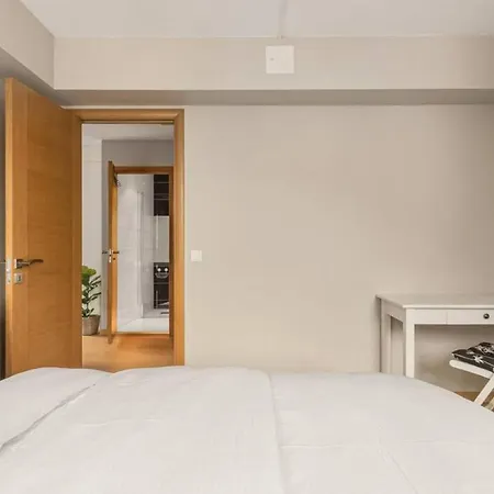 Apartment Dinbnb I Roof Terrace & Laundry In Sandviken
