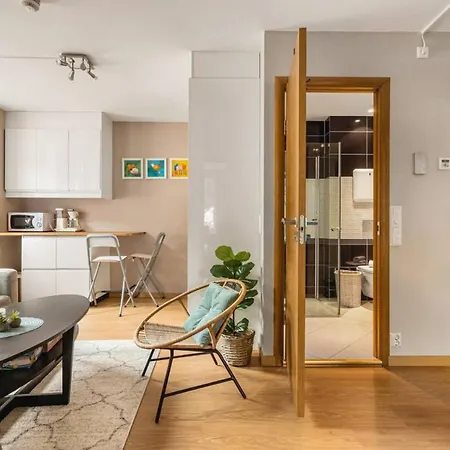 Dinbnb I Roof Terrace & Laundry In Sandviken