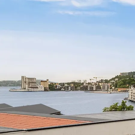 Apartment Dinbnb I Roof Terrace & Laundry In Sandviken Bergen