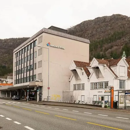 Dinbnb I Roof Terrace & Laundry In Sandviken Appartamento *